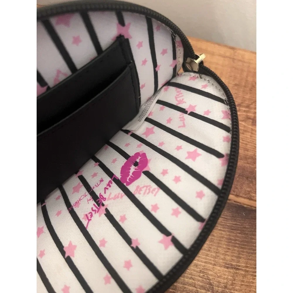 NWOT Betsey Johnson Luv Betsey Black Cat Face With Sunglasses Wristlet Clutch. B